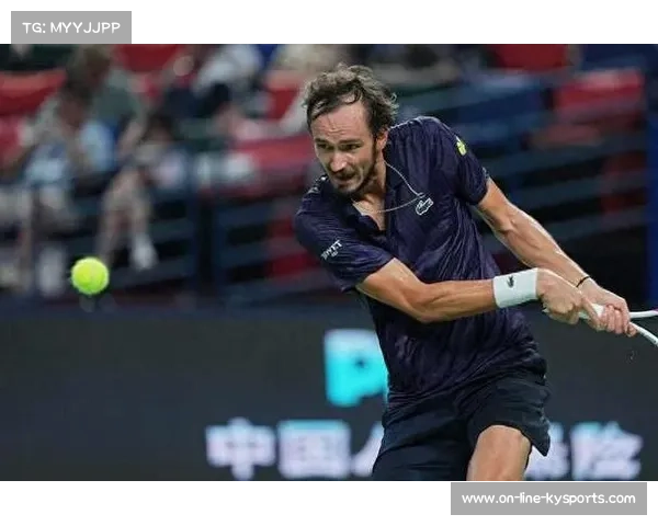 林德克内希逆转梅德韦杰夫闯入上海大师赛决赛激战后激情倒地庆祝